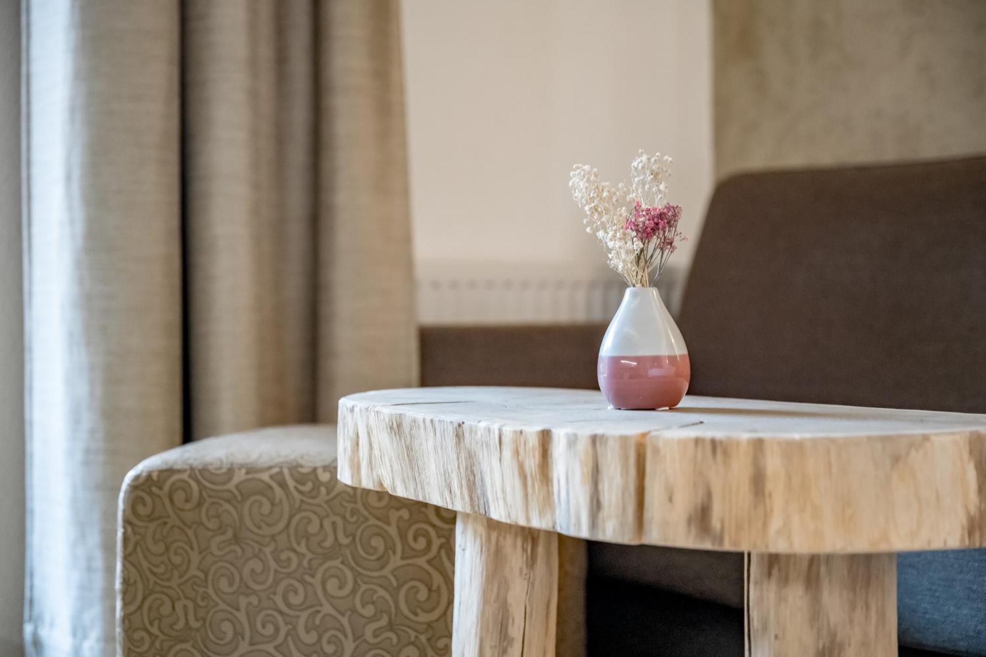 Tilia Living - B&B Mit Dem Komfort Eines Kleinen, Feinen Hotels รีด อิม โอเบอร์อินน์ทาล ภายนอก รูปภาพ